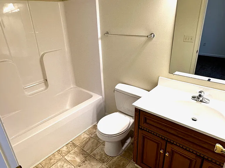 1701 Woodbrooke Dr — Photo 8