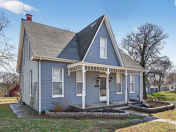 2nd image of 124 S Herman St