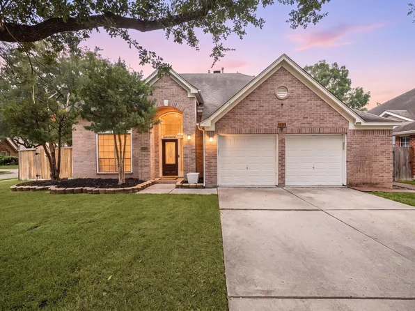 16322 Candlerock Ct, Houston, TX 77095