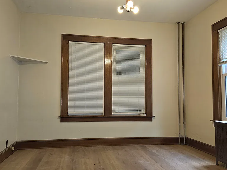 1911 Tracy St — Photo 14