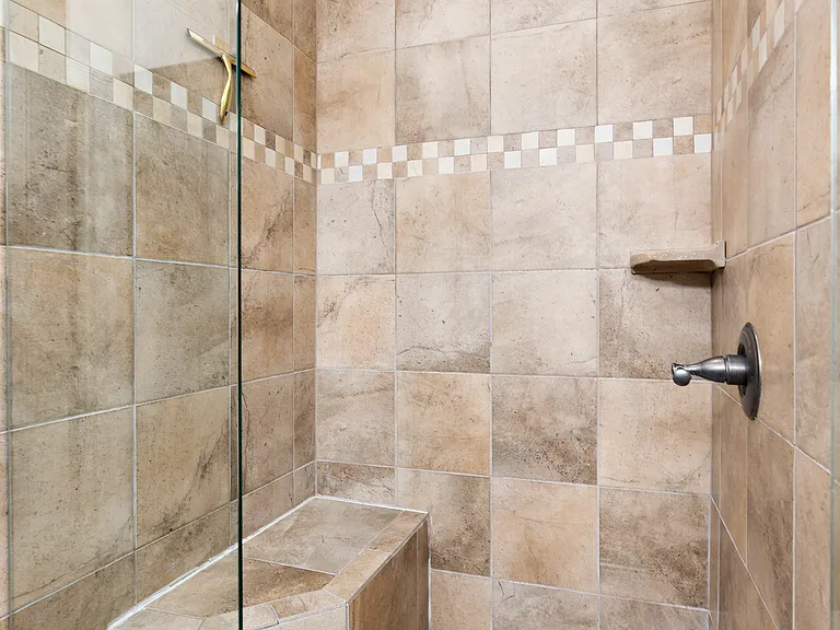 3107 Sweetwater Cv #1 — Photo 21