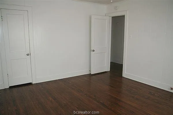 814 Banks Ave — Photo 5
