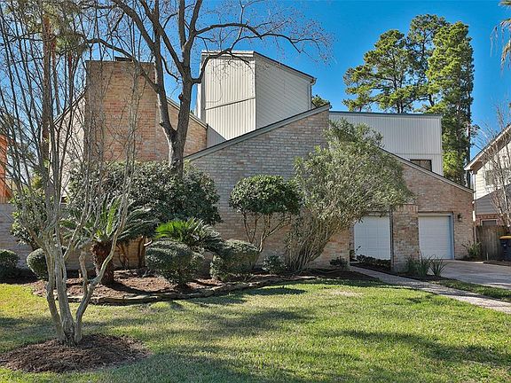 4th image of 15707 Winding Moss Dr