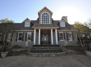 169 Saint Andrews Dr, Jackson, MS 39211