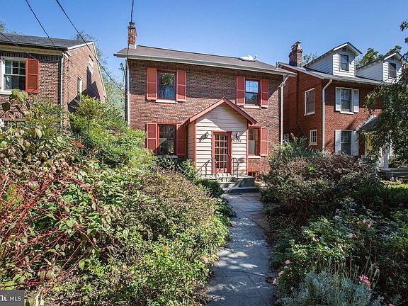2nd image of 5539 30th Pl NW