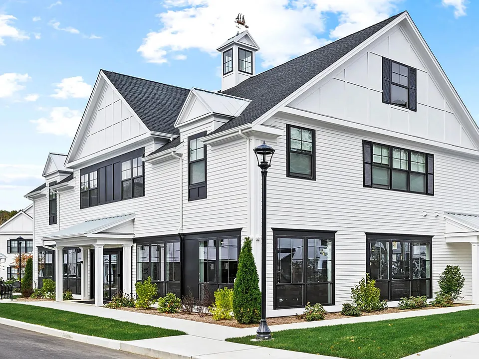 Star Deluxe Branford