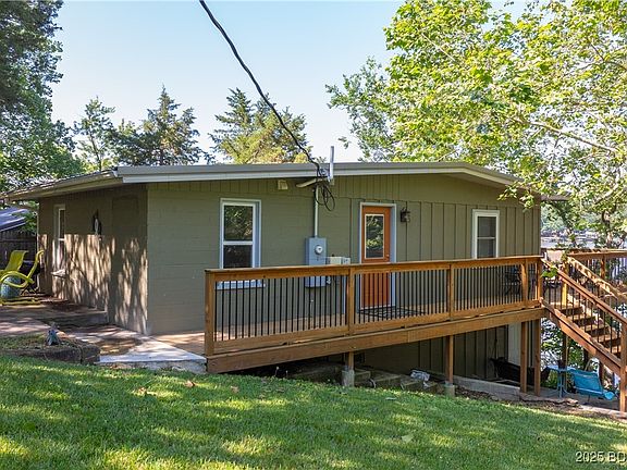 3rd image of 891 Porter Mill Springs Dr