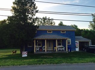 9751 Ridge Rd, Middleport, NY 14105