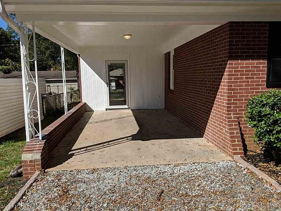 5th image of 138 Lanier St