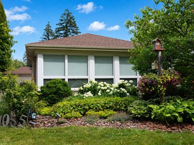 1055 Hillcrest Ave, Highland Park, IL, 60035