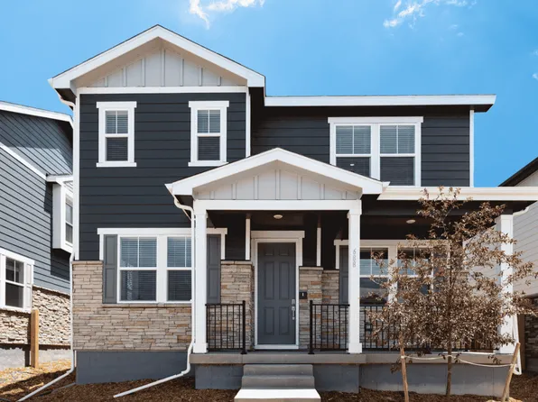697 N Ukraine St, Aurora, CO 80018