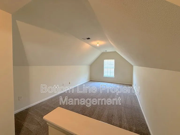 6926 Brandon Chase Ln — Photo 10