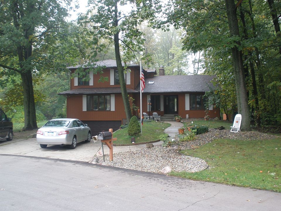 1st image of 174 Buckley Ln