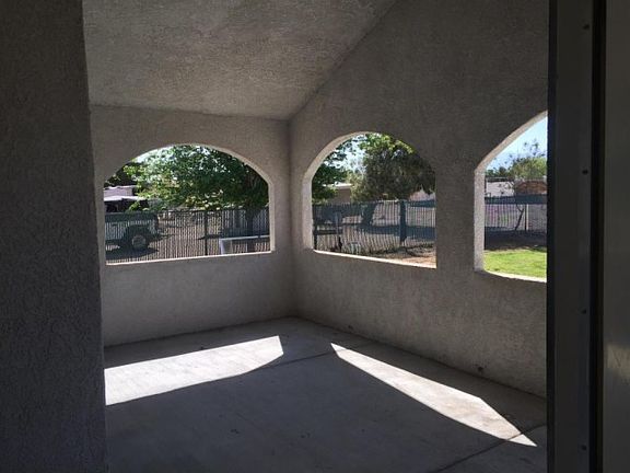 3rd image of 10108 E Avenue S8