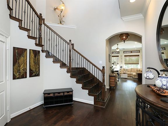 5th image of 13342 Stoneleigh Terrace Dr