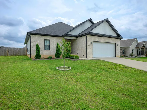 120 Sarah Grace Dr, Batesville, AR 72501