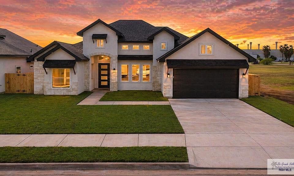 1st image of 2609 Del Roble Ln