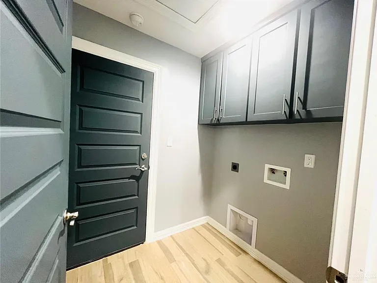 4124 S Shaquille Ave — Photo 6