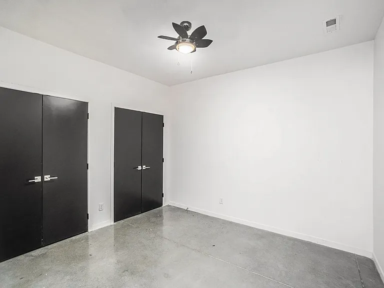 2645 Madison Ave — Photo 9