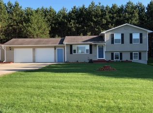 5886 E Sparling Rd, Kingsley, MI 49649
