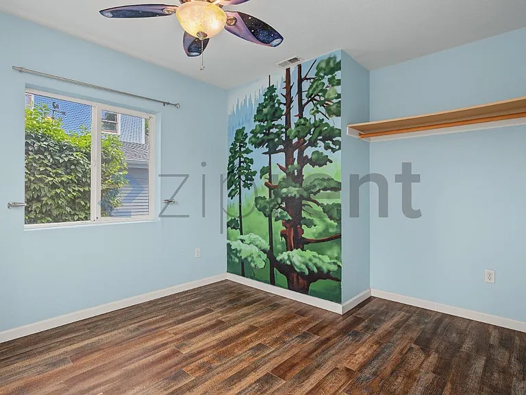 8057 SE Yamhill St — Photo 10
