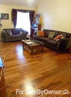 sitting room : new hardwood floor