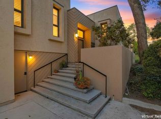 2201 Plaza De Las Flores, Carlsbad, CA 92009