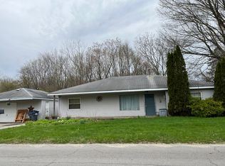 4884 Forest Park Ave, Watervliet, MI 49098