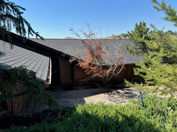 120 E Hearthstone Dr, Boise, ID 83702