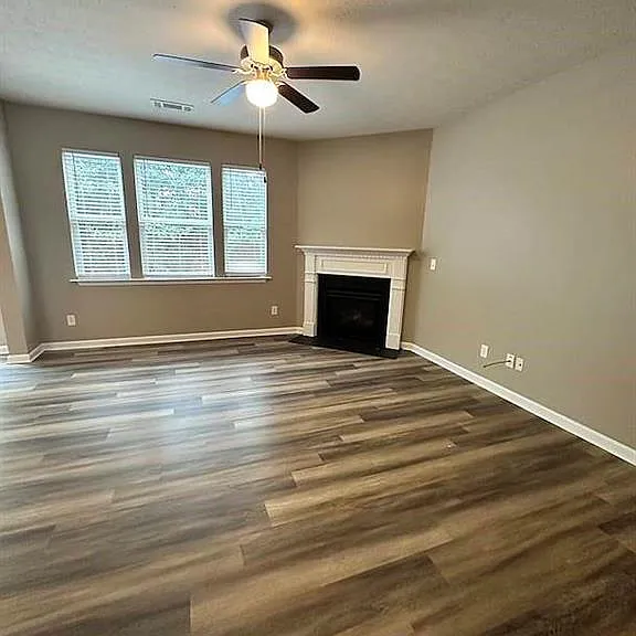 1619 Park Brooke Cir SW #10 — Photo 4
