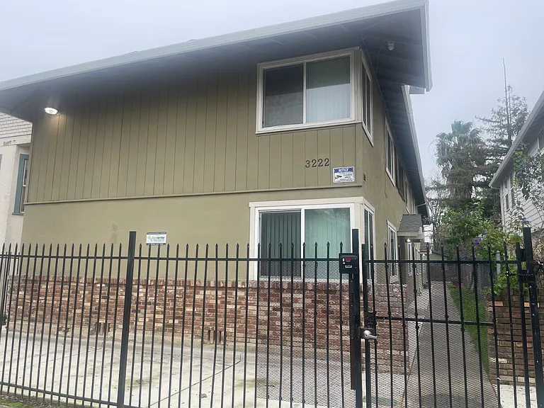 3222 2nd Ave — Photo 11