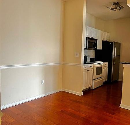 4th image of 14205 Falls Church Dr APT 2008