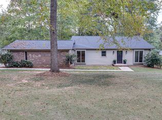104 Stone Hedge Ct, Easley, SC 29642