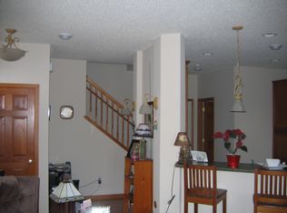 11031 Goodhue St NE UNIT F, Blaine, MN 55449