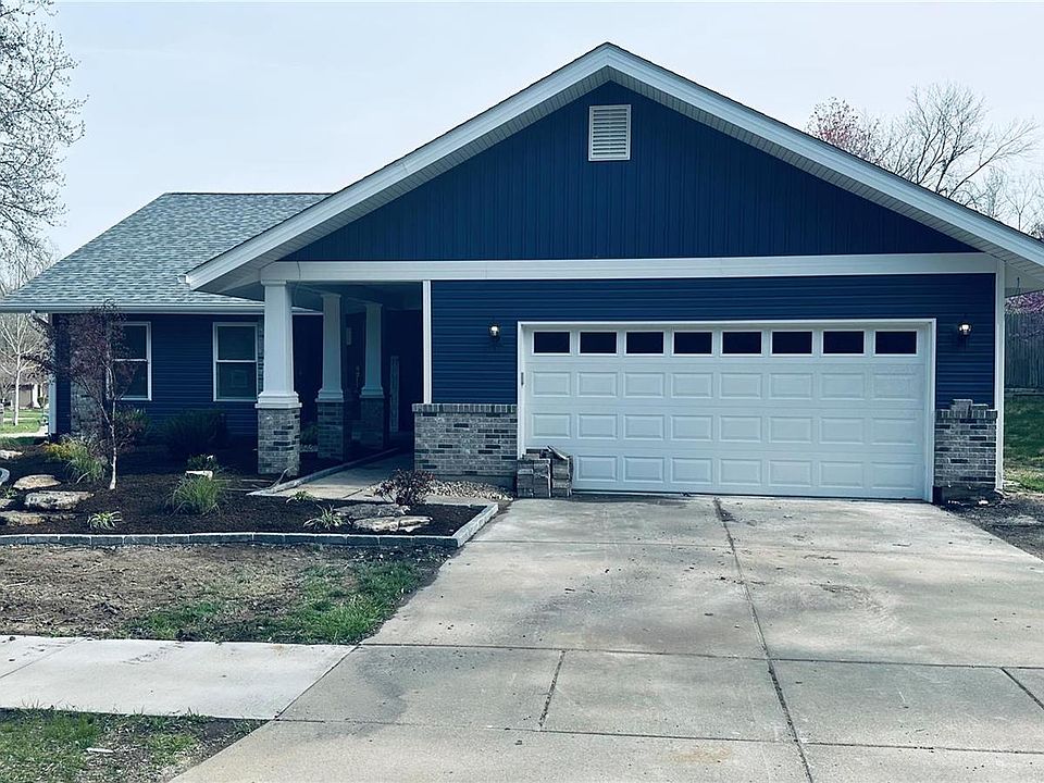 1st image of 12078 Foxpoint Dr