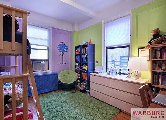 Sold by Warburg | media 2