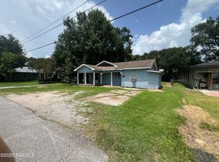2304 3rd St, Jeanerette, LA 70544