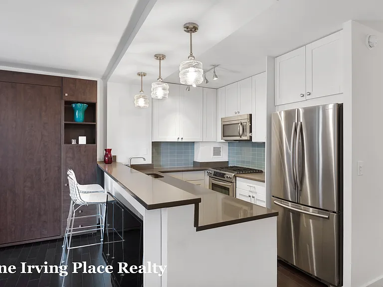 1 Irving Pl #G12I — Photo 3