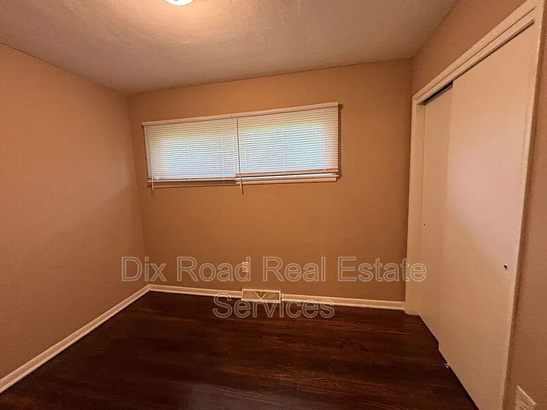 4984 State Route 122 — Photo 21