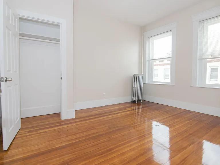 38 Brighton Ave #3D — Photo 7