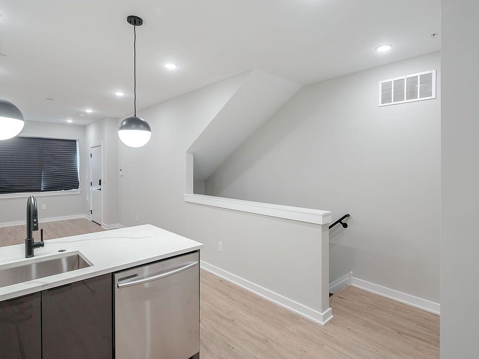 1st image of 1717 N 25th St #1