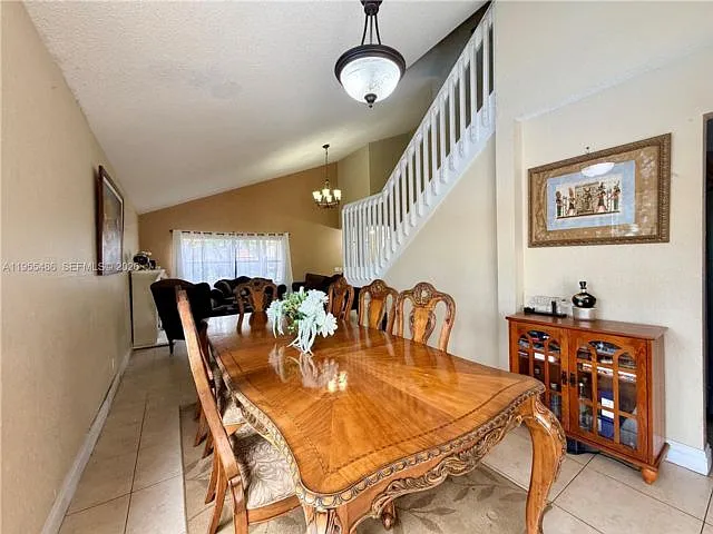 2865 Begonia Way — Photo 4