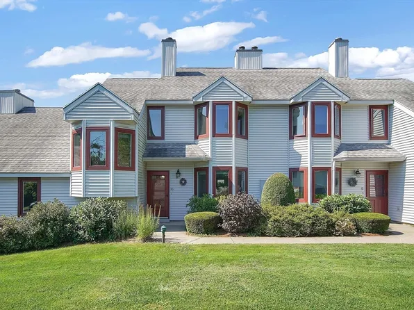 10 McIntosh Dr #10, Amherst, MA 01002