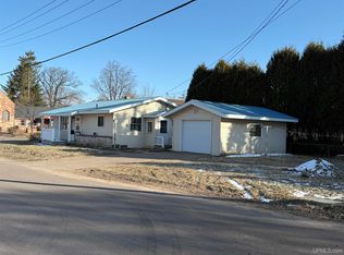 301 N Main St, Lanse, MI 49946