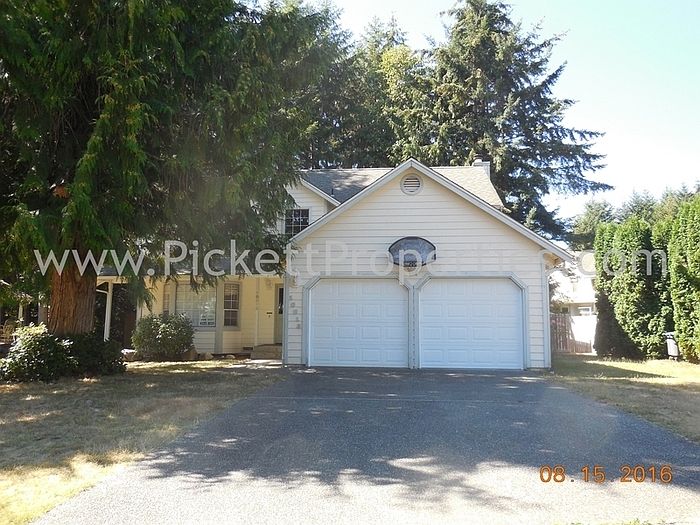 1st image of 10813 Orchid Pl NW