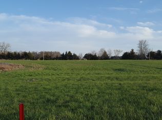 5825 E Spiva Crossing Rd #R, Hallsville, MO 65255