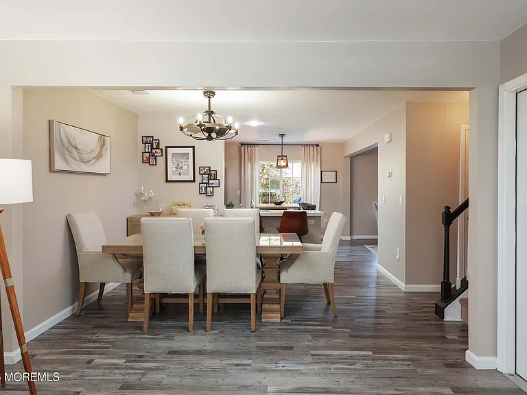 207 Harvest Way — Photo 11