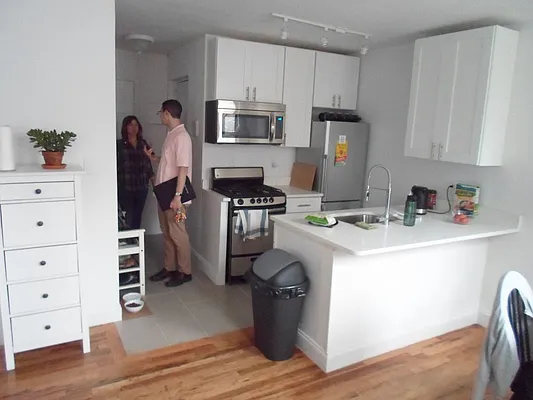 Rented by Sky Management | media 24