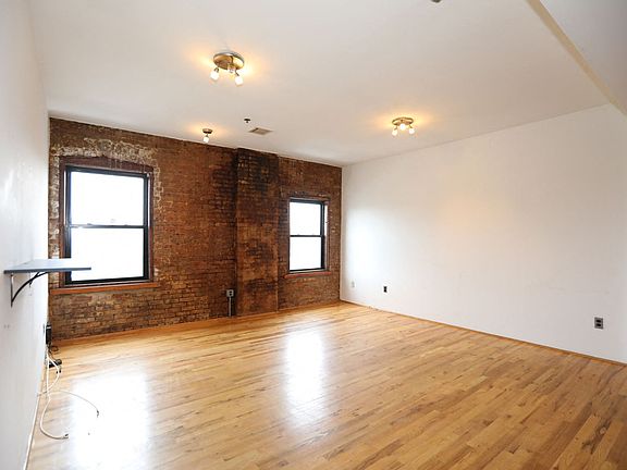 Spacious Bedroom