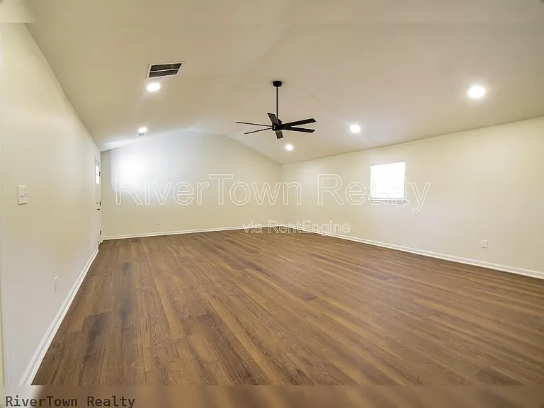 277 S Mount Pleasant Rd — Photo 11